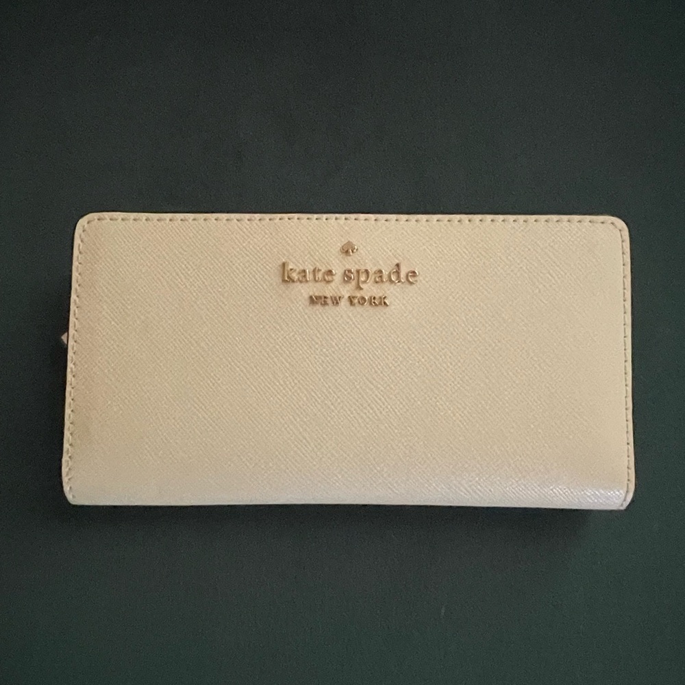Kate Spade Staci Saffano Leather Wallet-Off-white